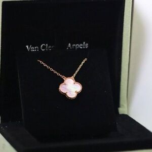 Van Cleef & Arpels necklace